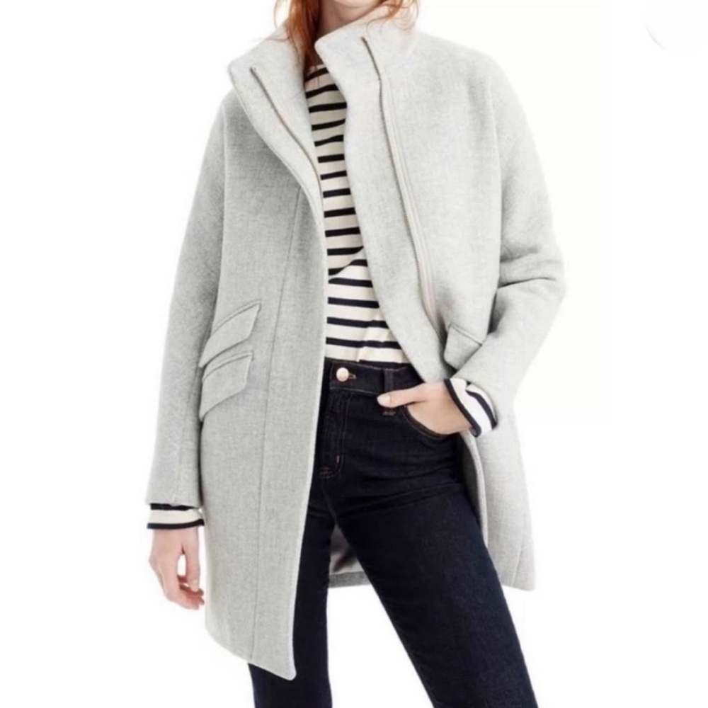 Cocoon coat in Italian stadium-cloth wool blend